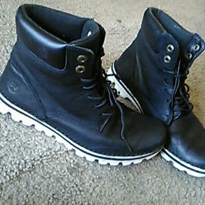 TIMBERLANDS ORTHOLITE BLACK LEATHER SZ 7